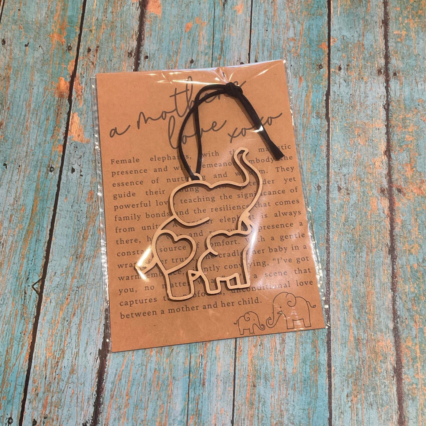 A Mothers Love Storycard and Ornament
